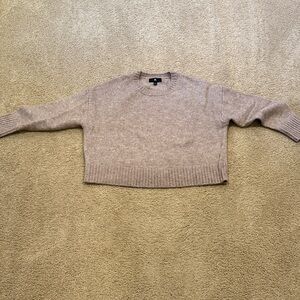 Banana Republic Women's Beige Crew Neck Sweater